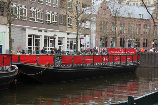 Bike parking on a boat. Clever!
