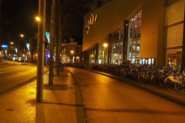 Another wide cycle track inside the city center of Groningen.